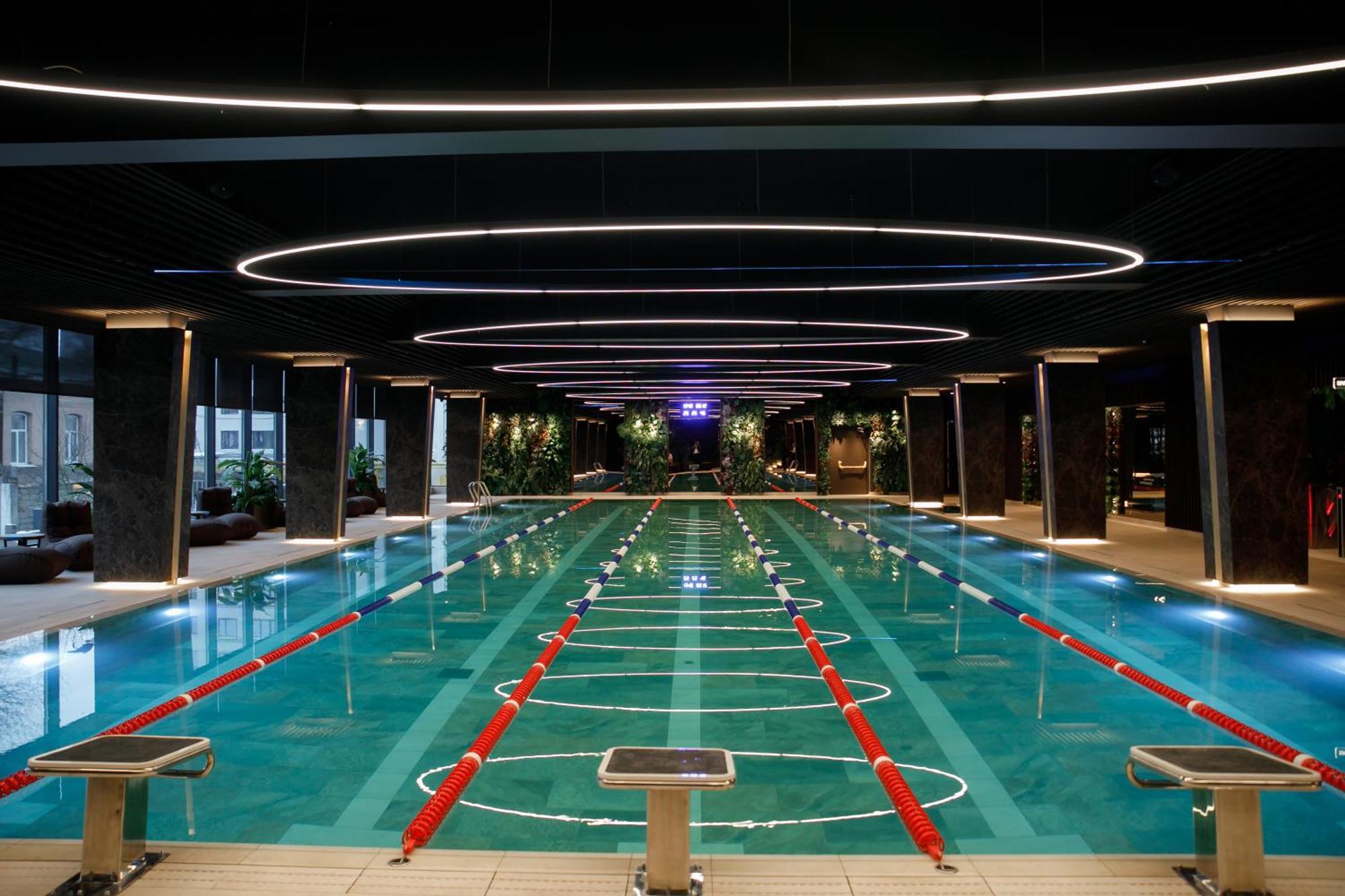 Tsunami Spa Hotel Dnipro Exterior foto