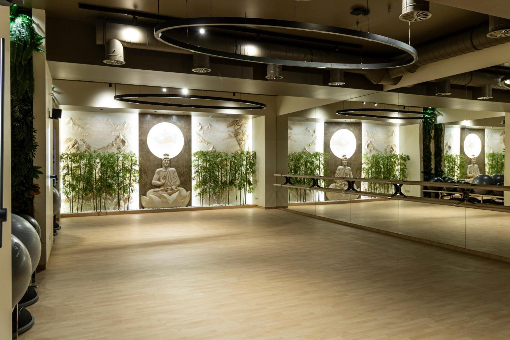 Tsunami Spa Hotel Dnipro Exterior foto