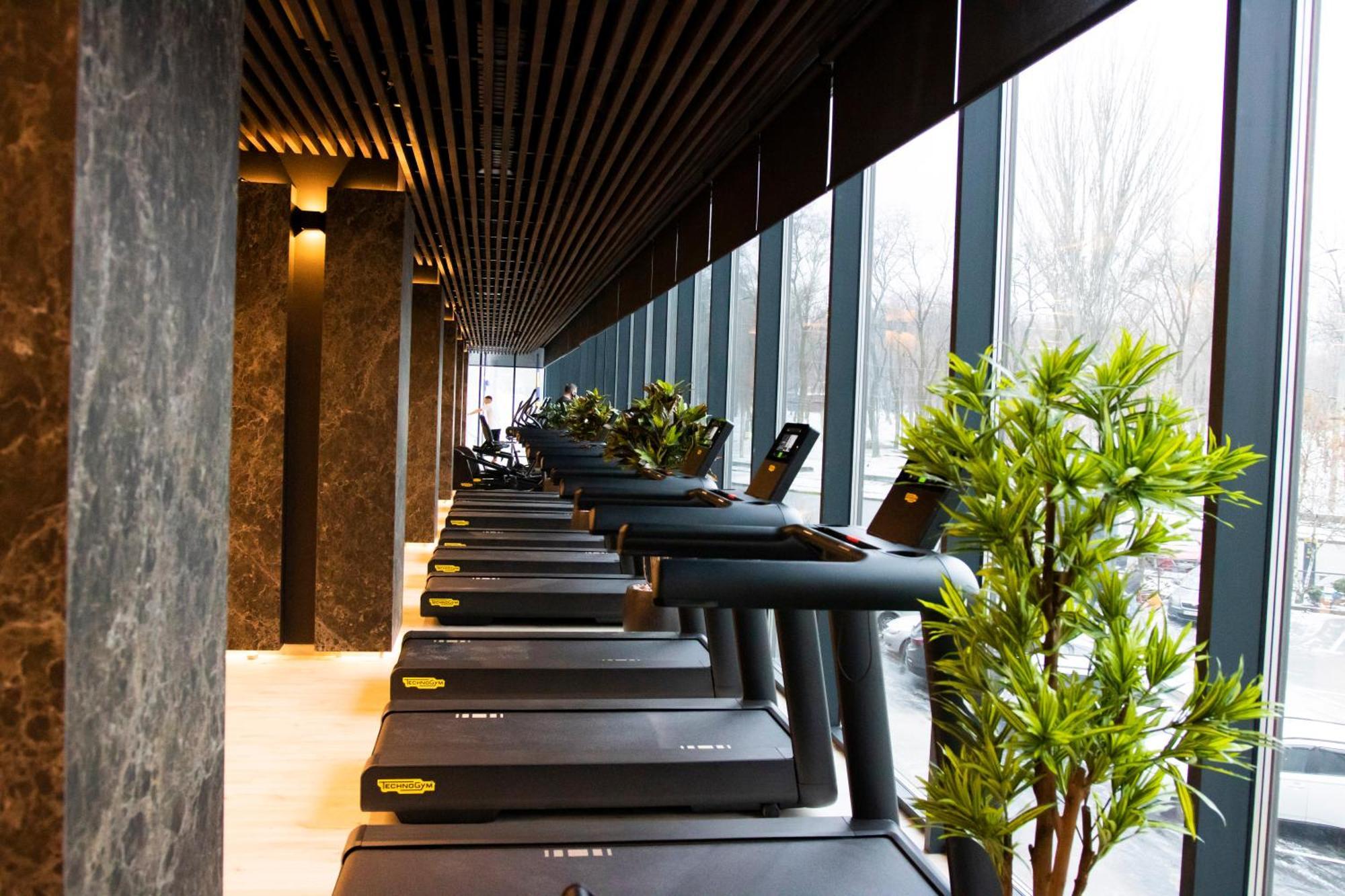 Tsunami Spa Hotel Dnipro Exterior foto